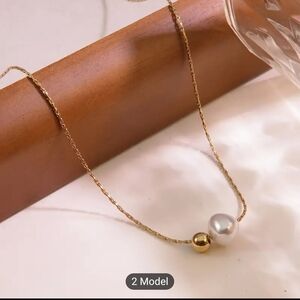 💛🤍NEW💛🤍 SIMPLE!! 18kt over SS Freshwater Pearl with Round Bead Necklace GOLD